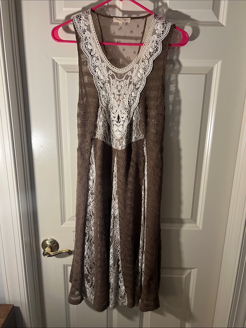 Ryu Brown Midi Dress with White Lace Yoke